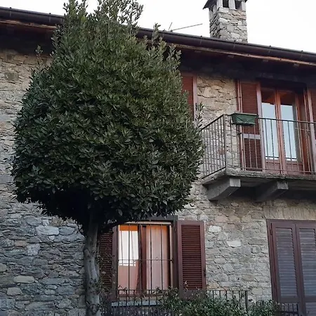 Σπίτι διακοπών House With Stunning View Over